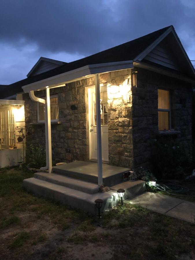 Cozy Cottage River House Weeki Wachee Exterior foto